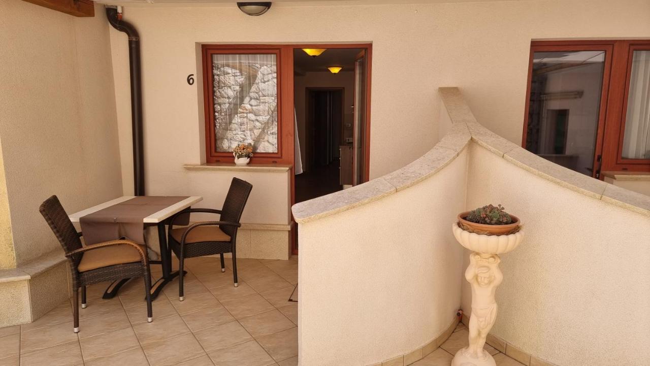 Apartmani Sidro Malinska Εξωτερικό φωτογραφία