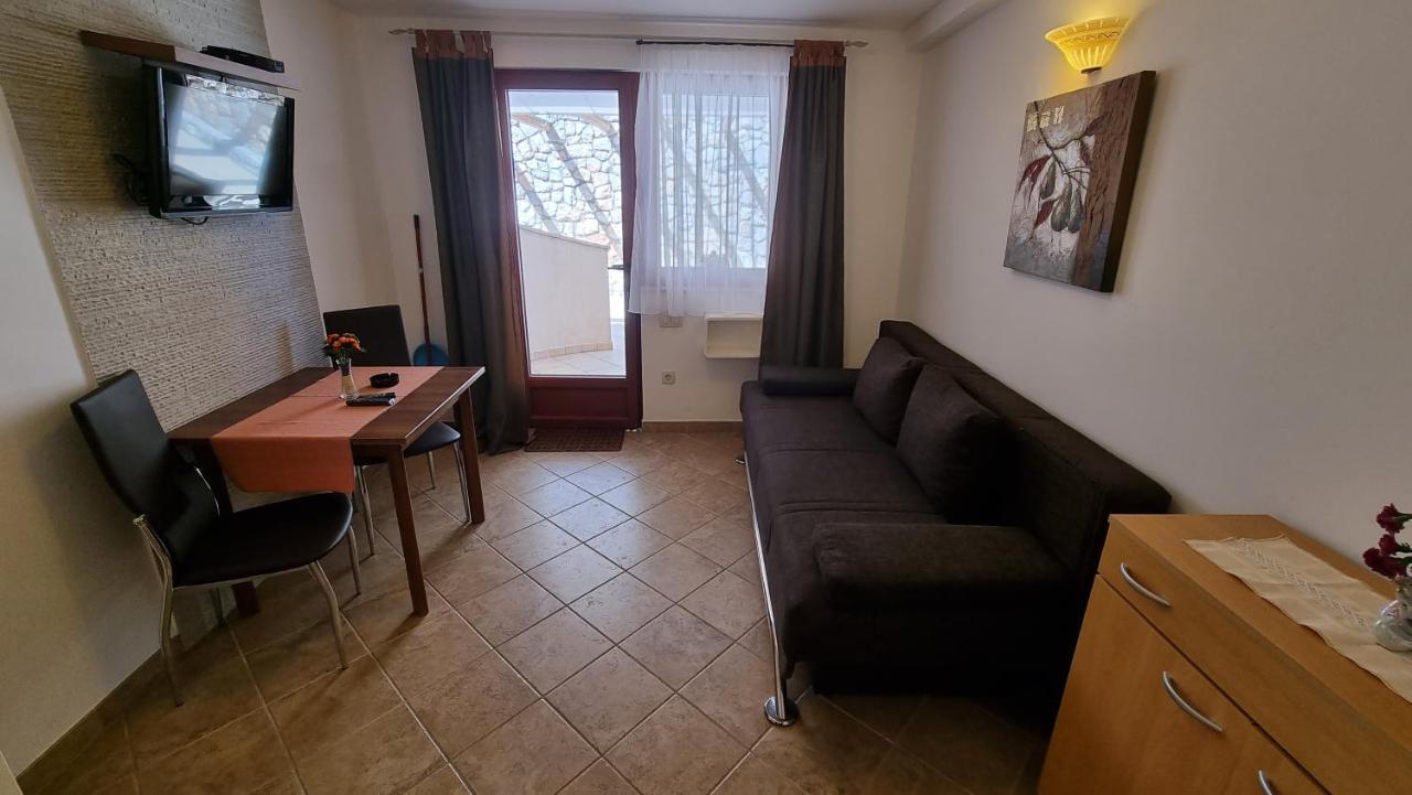 Apartmani Sidro Malinska Εξωτερικό φωτογραφία